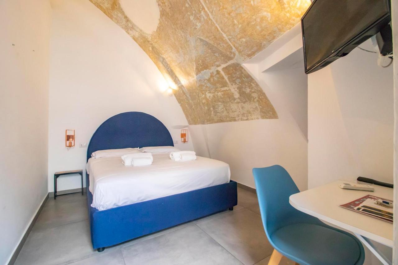 A I R Sant'Anna Bed & Breakfast Наполи Екстериор снимка