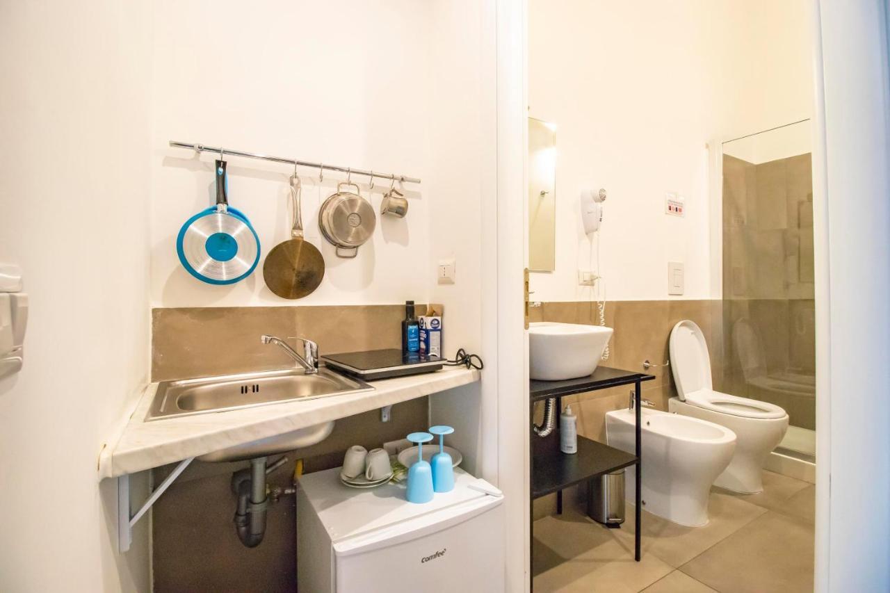 A I R Sant'Anna Bed & Breakfast Наполи Екстериор снимка