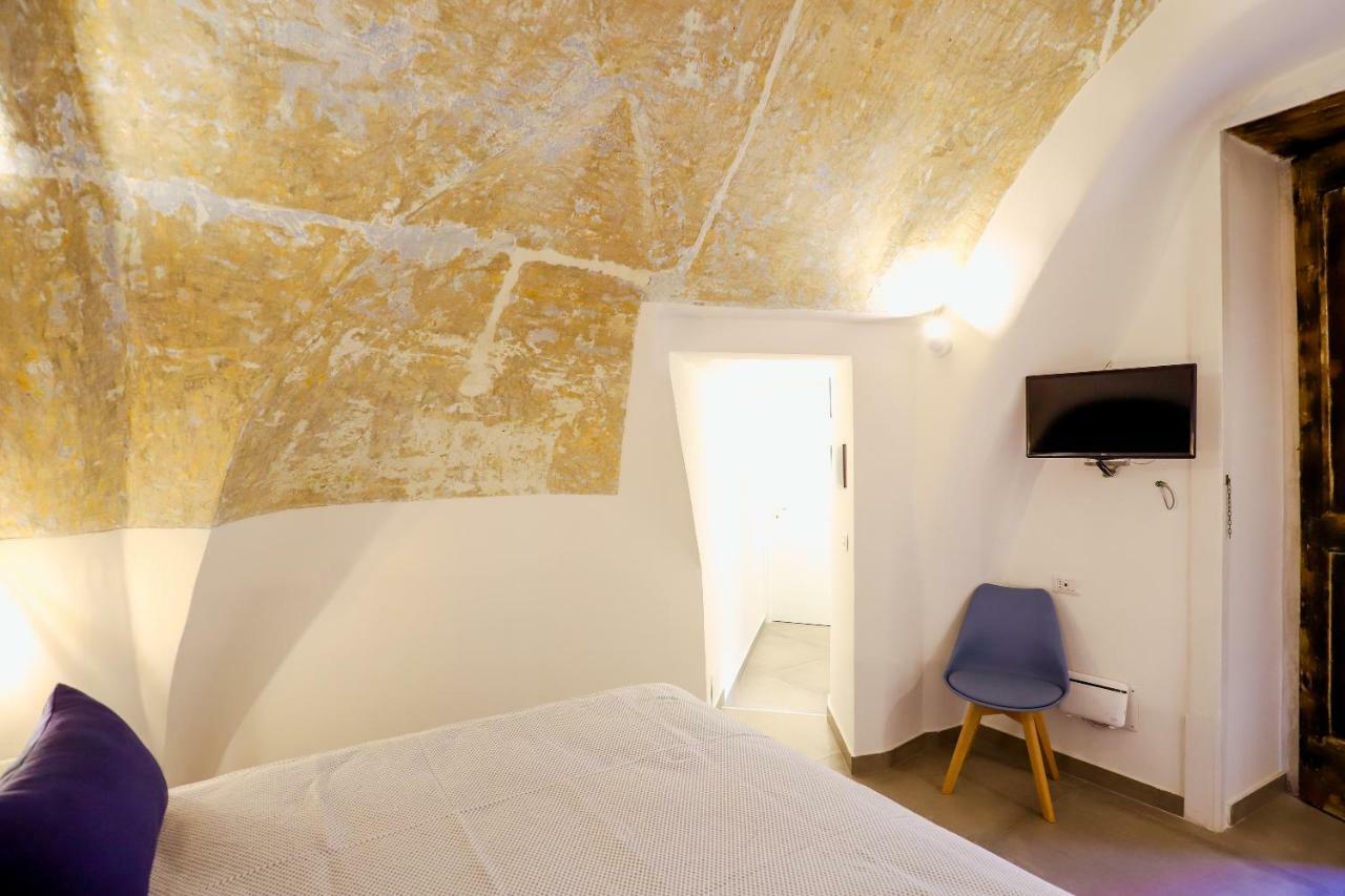 A I R Sant'Anna Bed & Breakfast Наполи Екстериор снимка