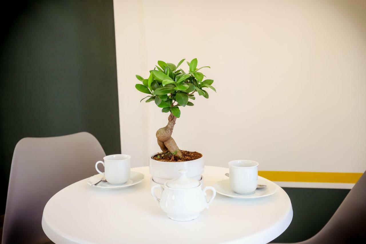 A I R Sant'Anna Bed & Breakfast Наполи Екстериор снимка