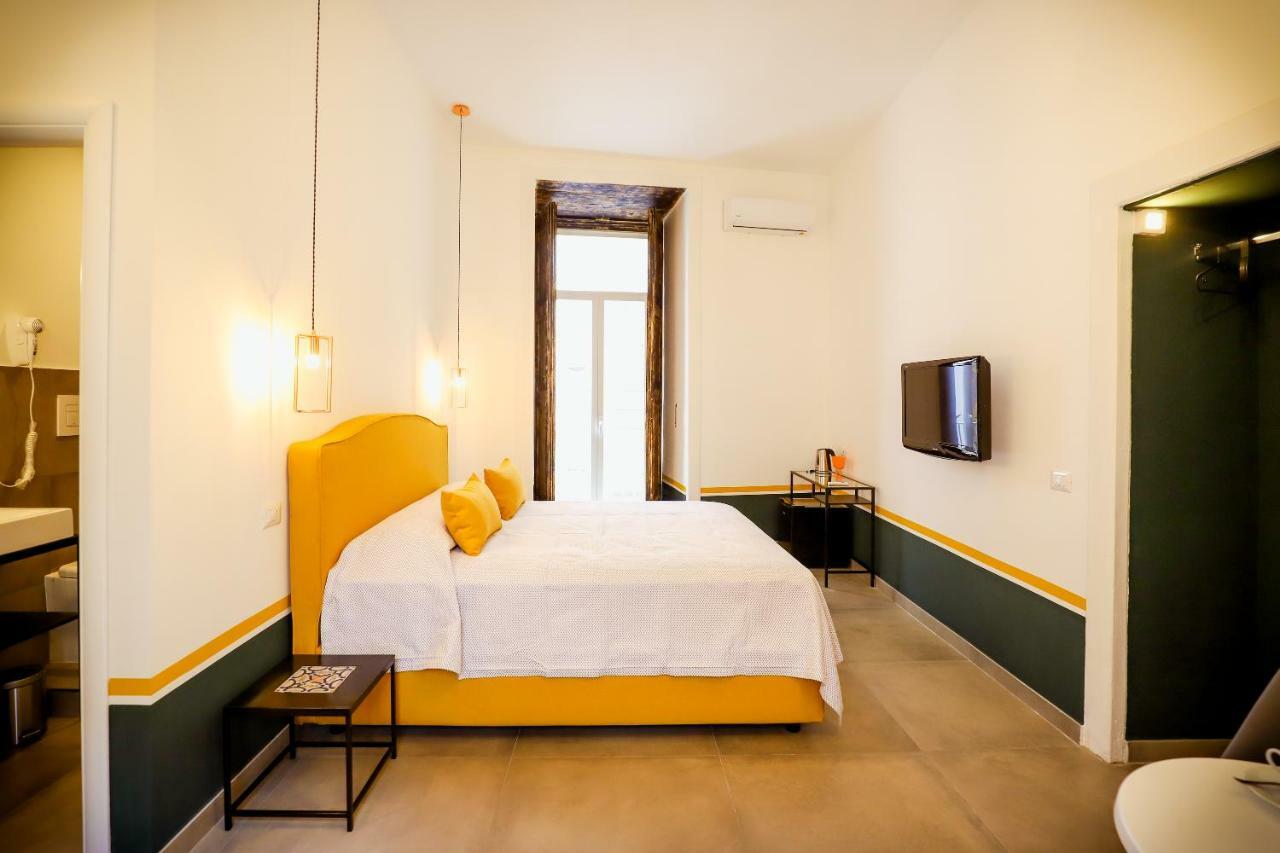 A I R Sant'Anna Bed & Breakfast Наполи Екстериор снимка