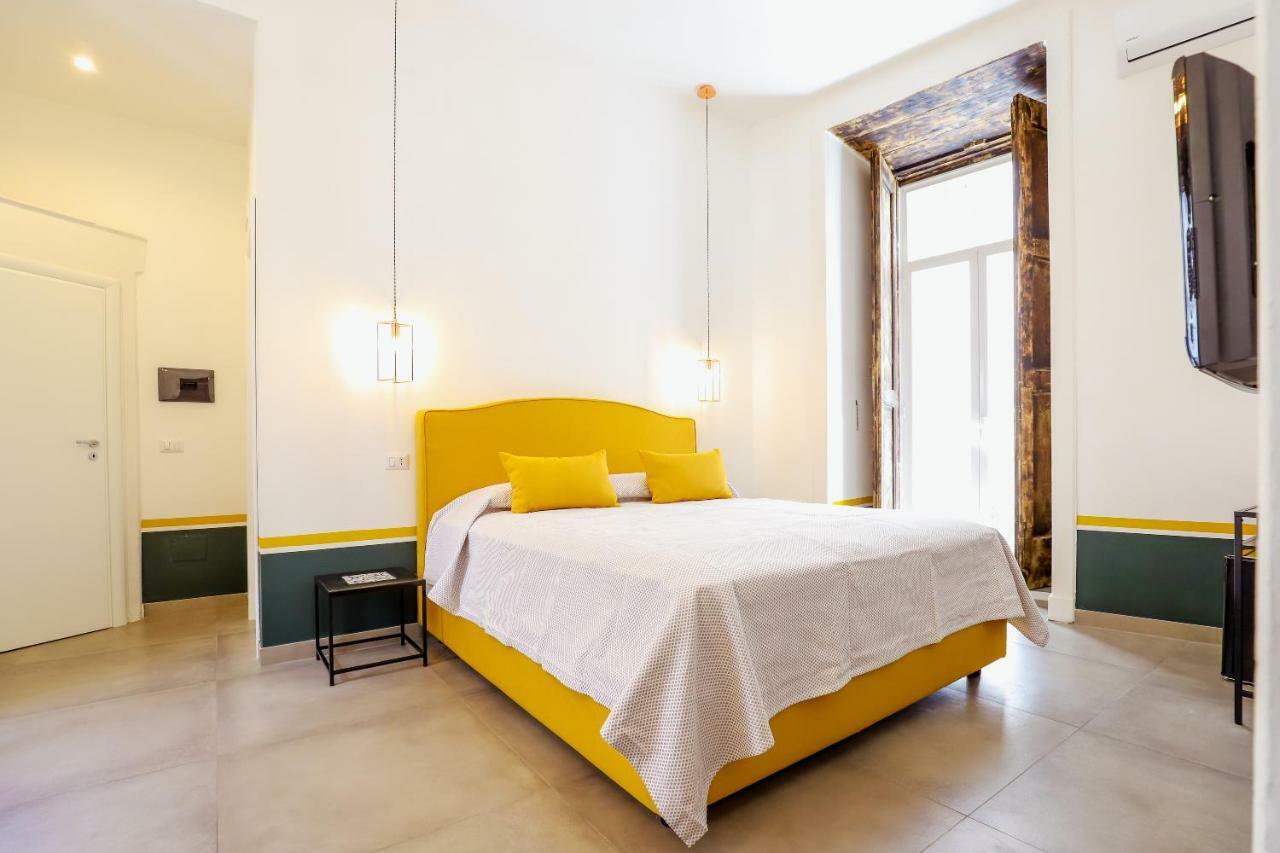 A I R Sant'Anna Bed & Breakfast Наполи Екстериор снимка