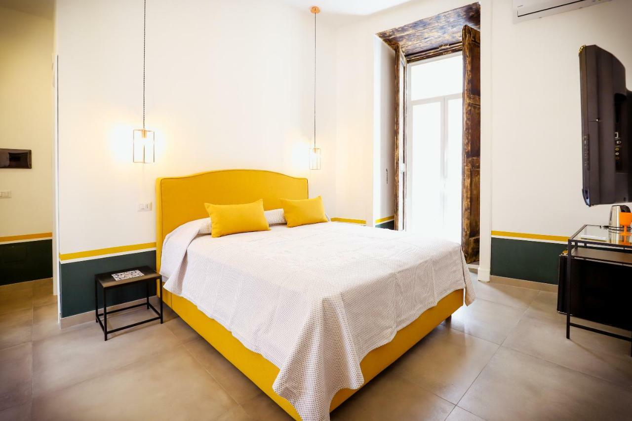 A I R Sant'Anna Bed & Breakfast Наполи Екстериор снимка